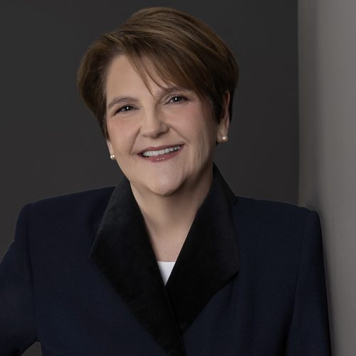 Maureen Leaning